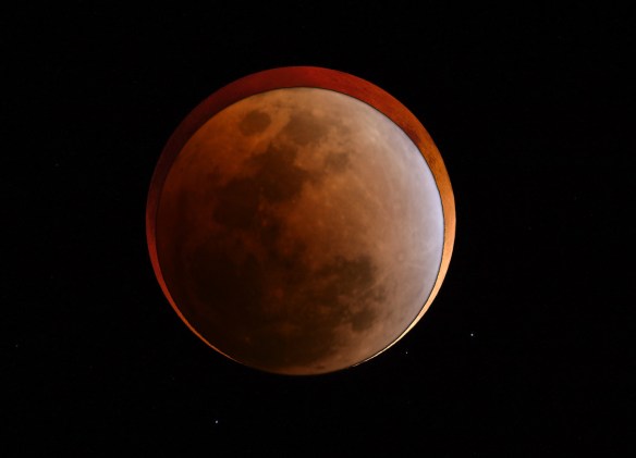 Lunar Size Comparison Between February 2008 and September 2015 Lunar Eclipse