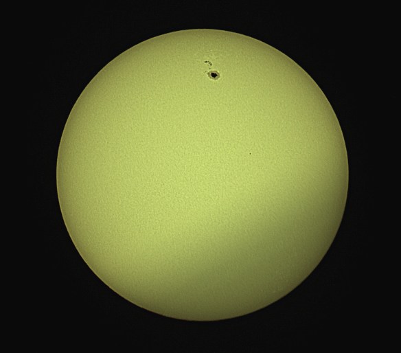 Sunspot 2529 (April 10, 2016) - Benoit Guertin