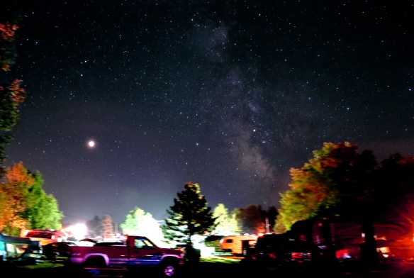 Mars (left) and the Milky Way - Benoit Guertin