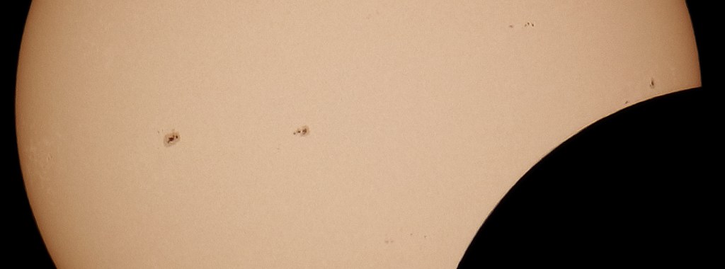 Sunspots 14-oct-2023